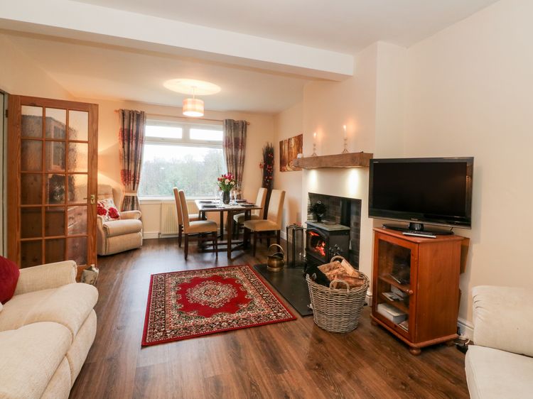 Glenfinglas Dam Cottage, listing photograph 4