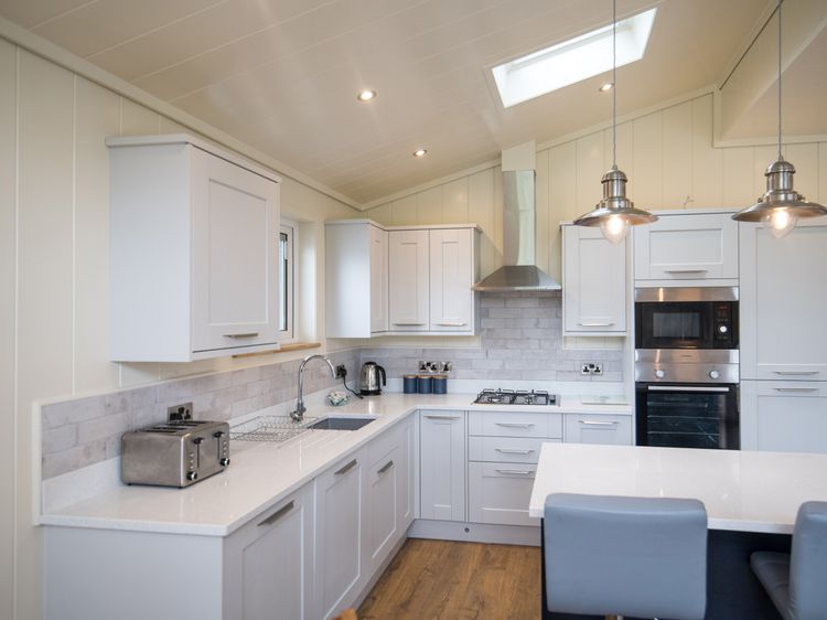 Wren Lodge, listing photograph 11