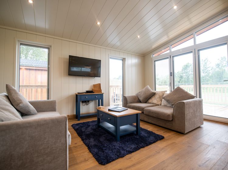 Wren Lodge, listing photograph 3