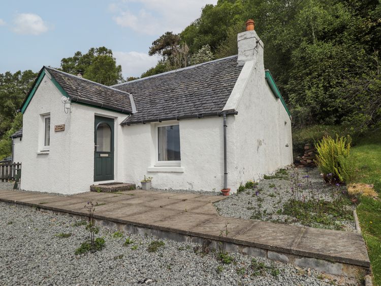 Roddy's Cottage, listing photograph 3