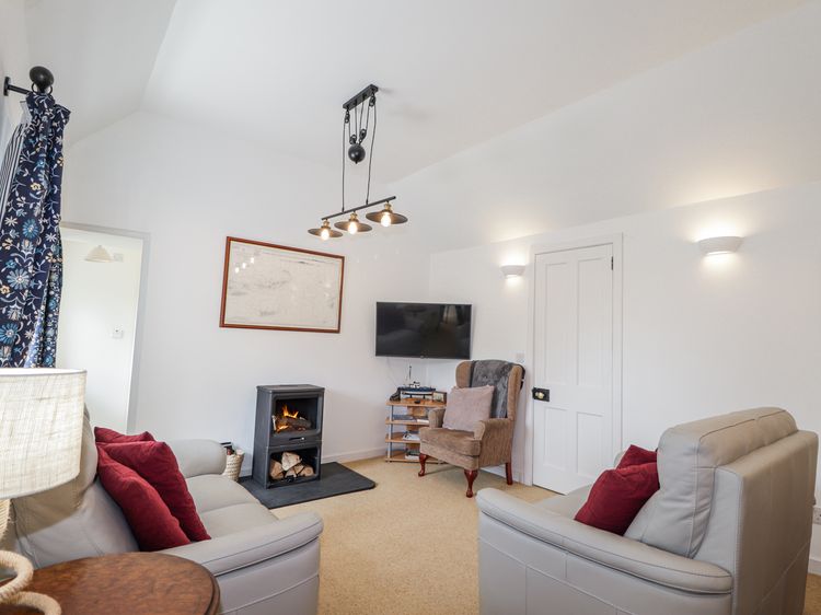 Roddy's Cottage, listing photograph 5
