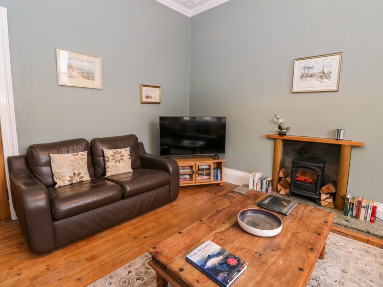 Struan House, listing photograph 2
