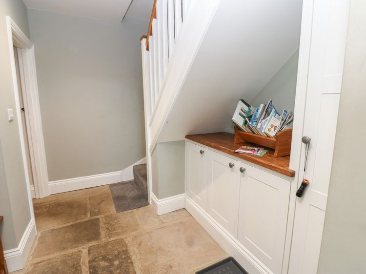 White Lea, listing photograph 10