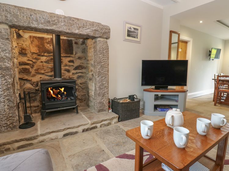 White Lea, listing photograph 2