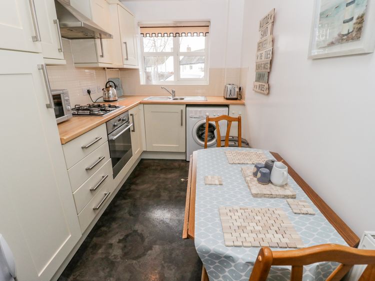 10 The Orchard, listing photograph 7