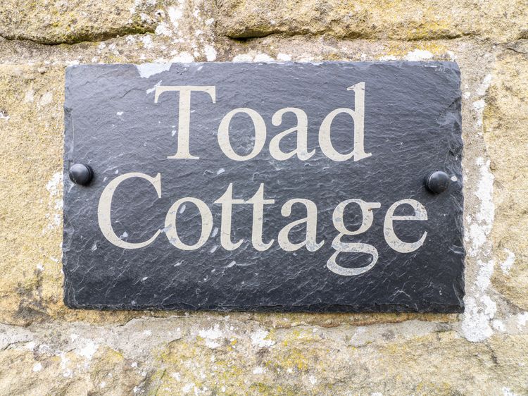 Toad Cottage, listing photograph 3