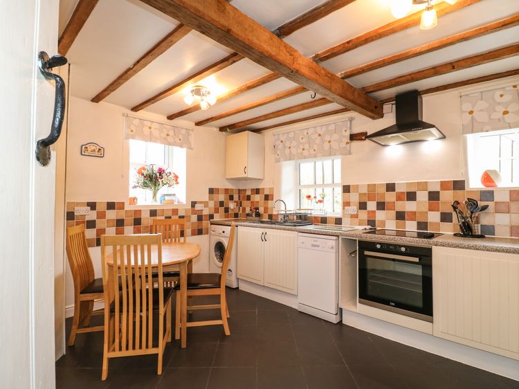 Toad Cottage, listing photograph 6