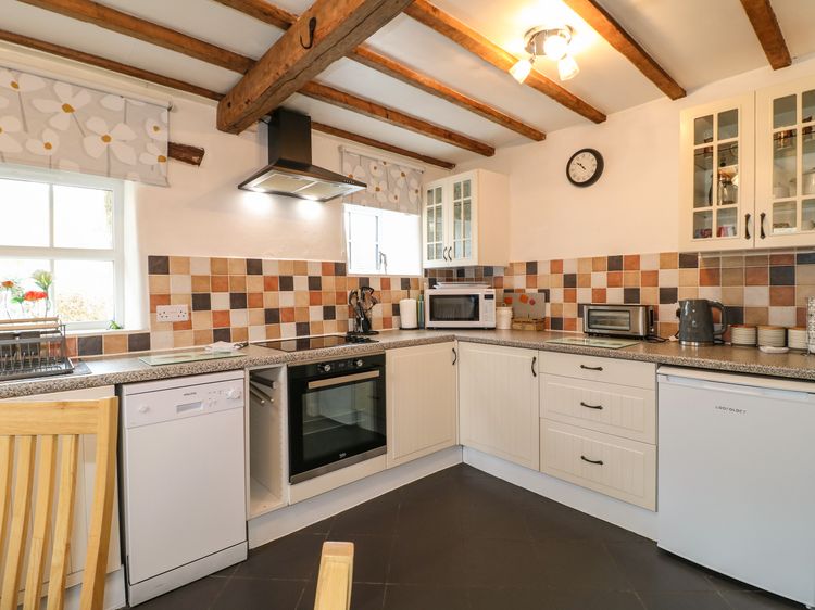 Toad Cottage, listing photograph 7