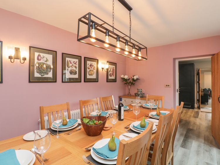 Hazelnut Cottage, listing photograph 6