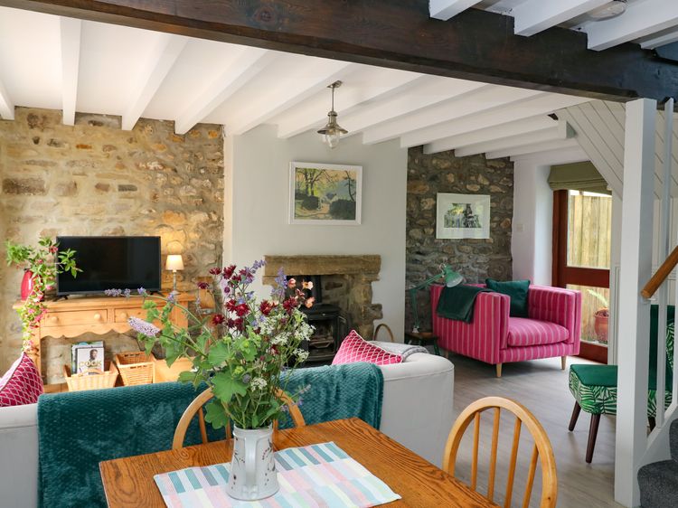 Smithy Cottage, listing photograph 4