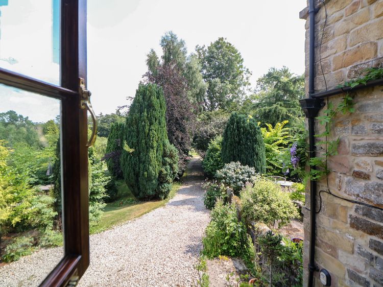 Green Farm Cottage, listing photograph 11
