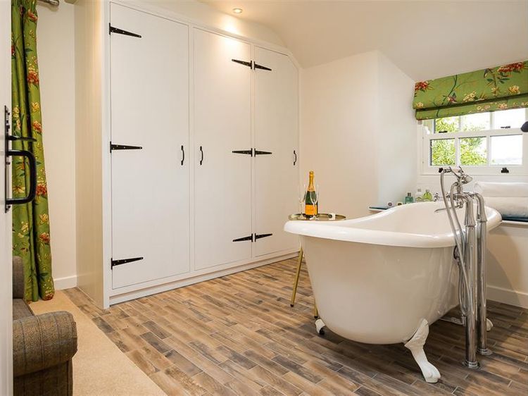 Lacet Cottage, listing photograph 11