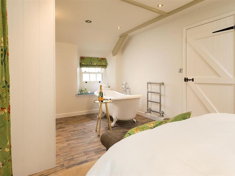 Lacet Cottage, listing photograph 12