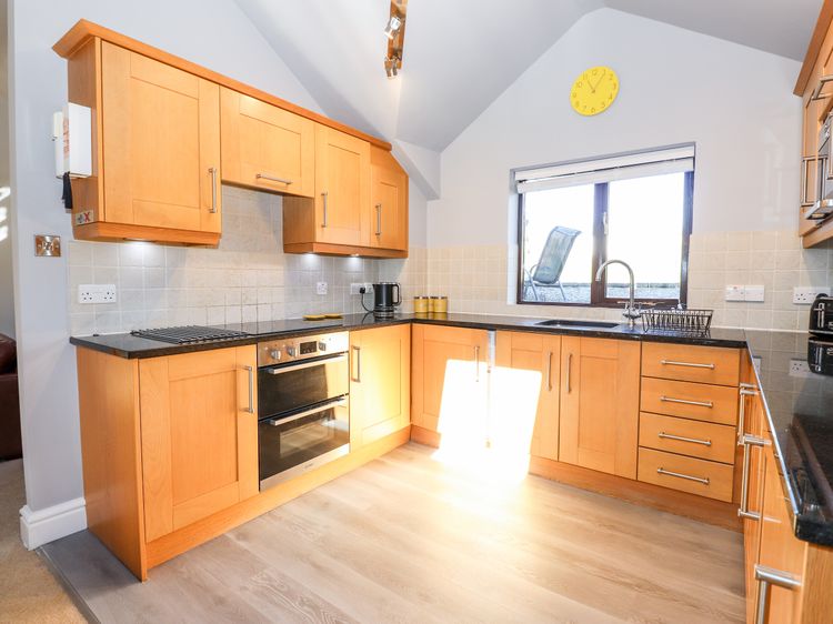 Spring Cottage, listing photograph 7