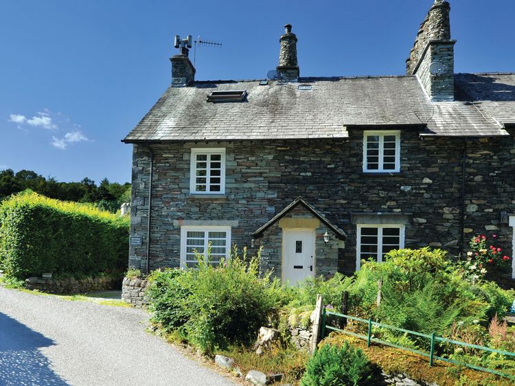River Bank (Langdale)