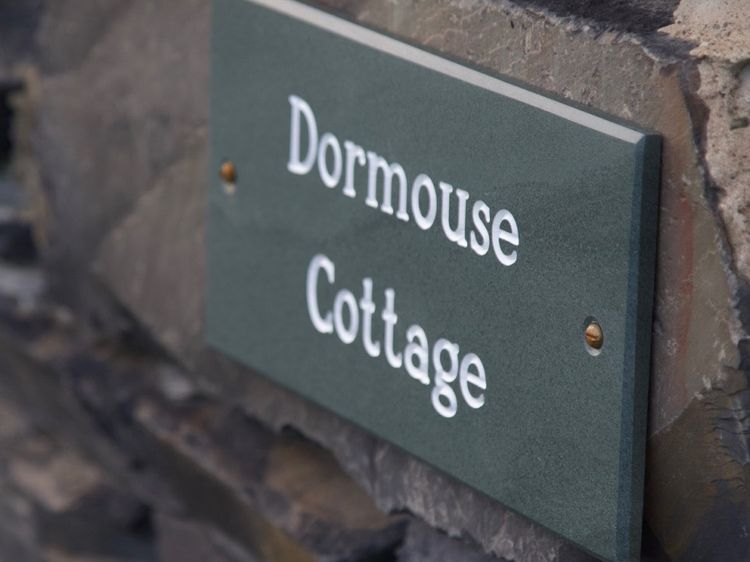 Dormouse Cottage, listing photograph 2