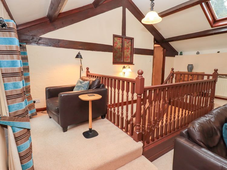 Old Coach House, listing photograph 6