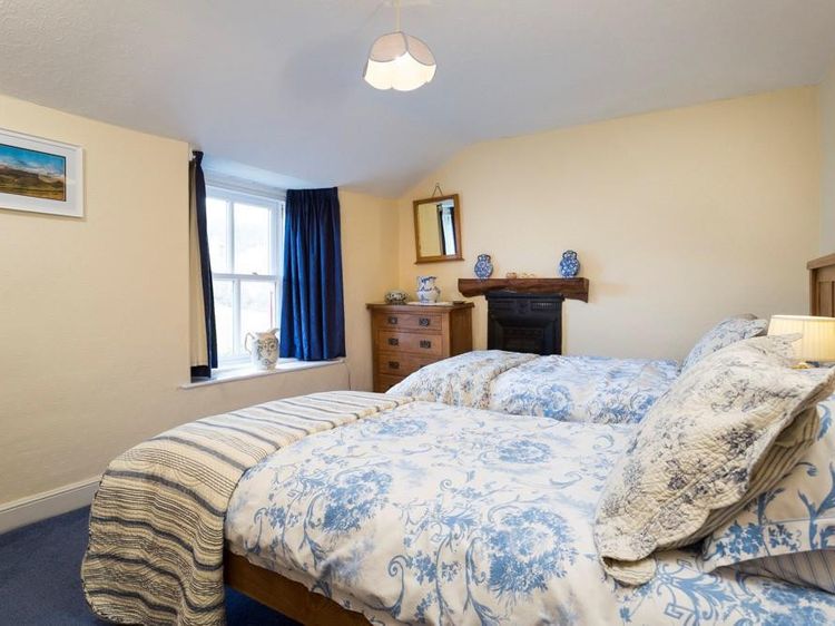 Sunbeam Cottage, listing photograph 12
