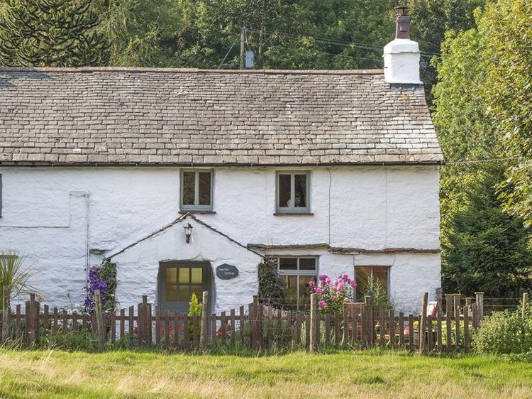 Smithy Cottage At Lindeth, listing photograph 2