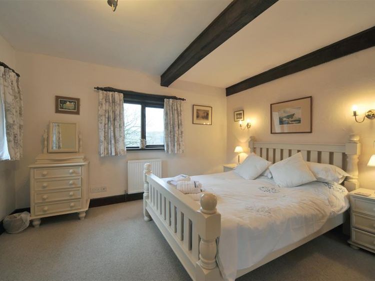 Butt Hill Cottage, listing photograph 3