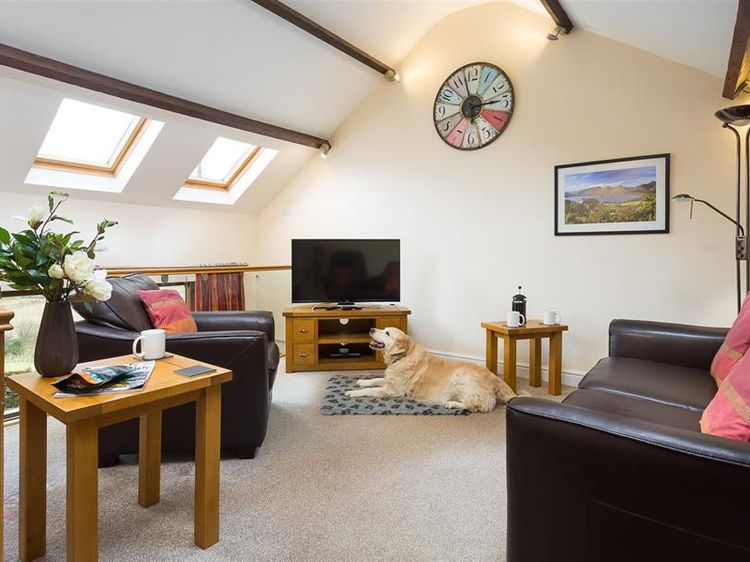 Nest Barn, listing photograph 2
