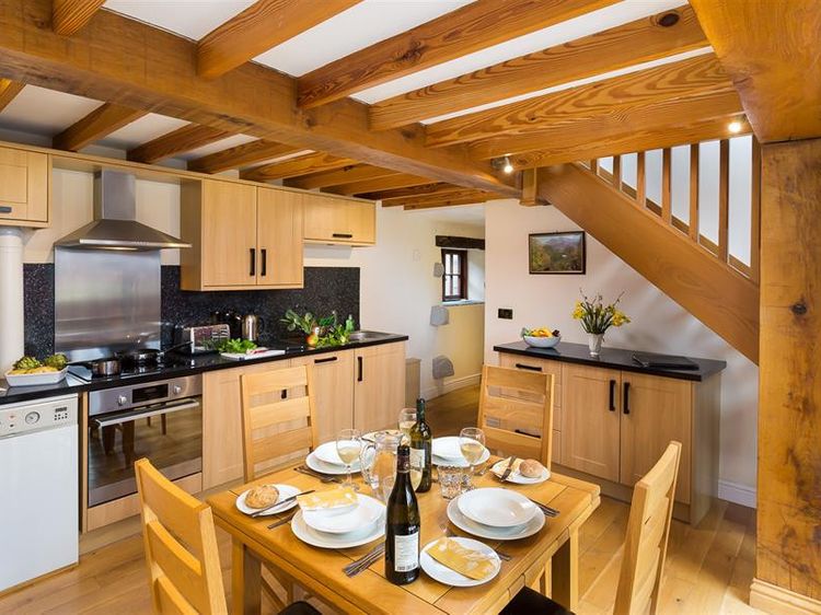 Nest Barn, listing photograph 4