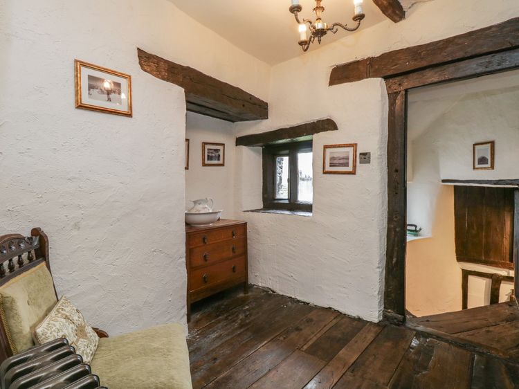 Old Oak Cottage, listing photograph 11