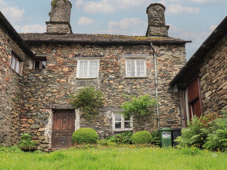 Old Oak Cottage, listing photograph 2