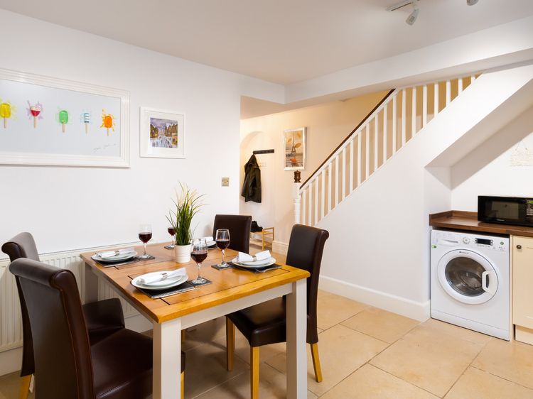 Oak Cottage, listing photograph 8