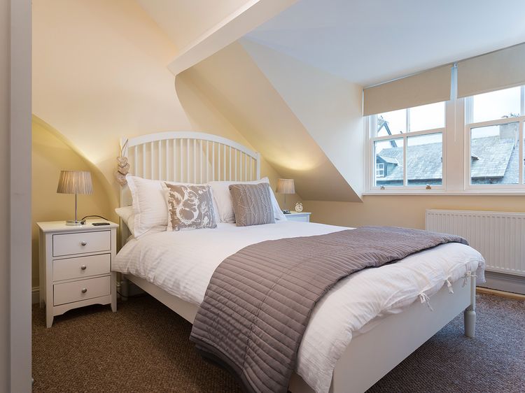 Noble Cottage, listing photograph 12