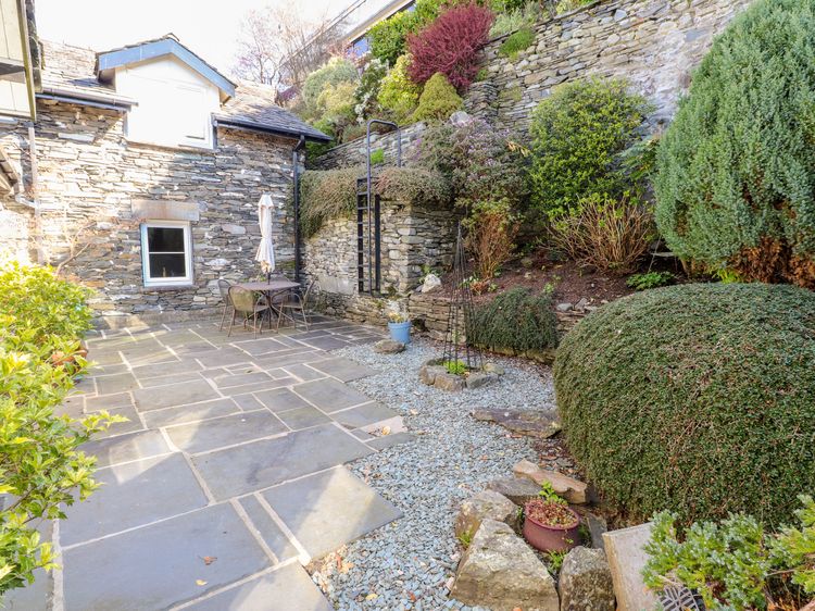 Courtyard Cottage, listing photograph 10