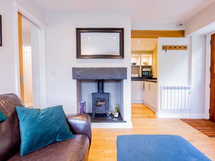 Barn End, listing photograph 3
