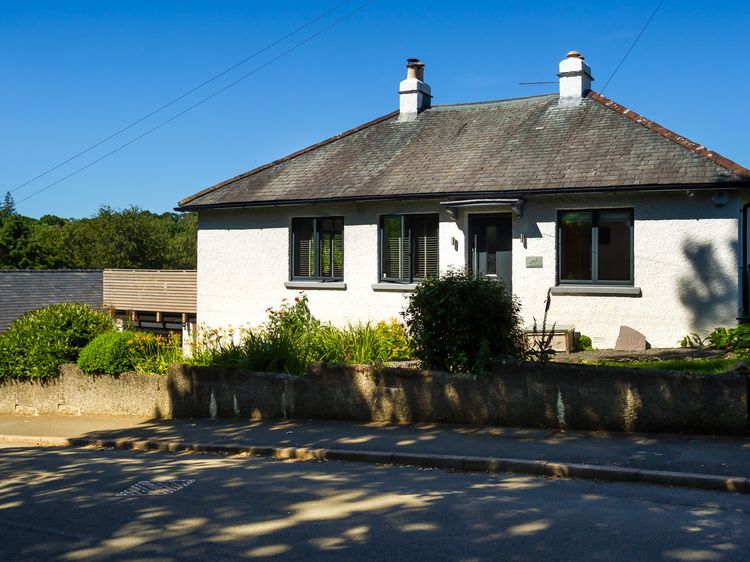 Foxrock, listing photograph 2