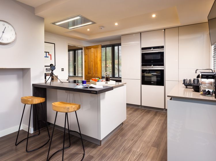 Foxrock, listing photograph 12