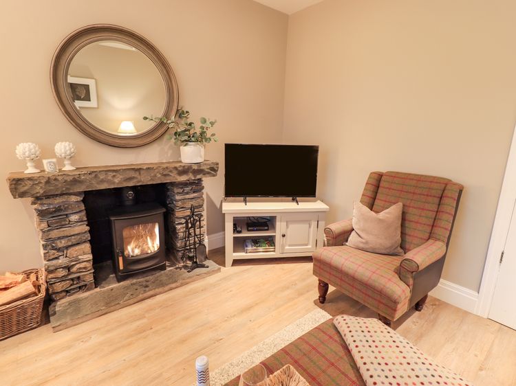 Honeywood House, listing photograph 5