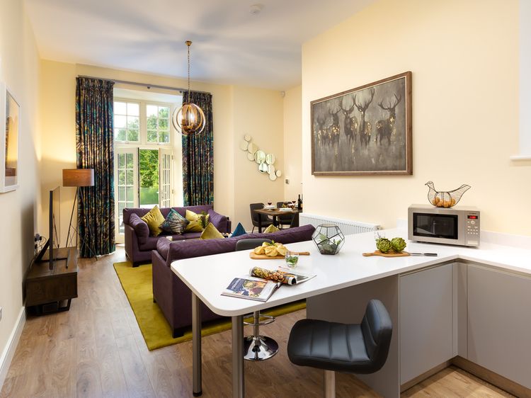 Larna Place, listing photograph 3