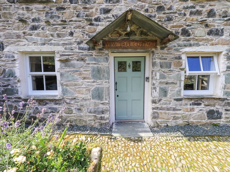 Yew Tree Cottage Borrowdale, listing photograph 2