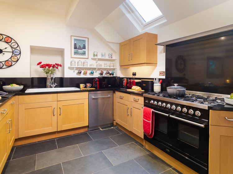 Crow Cottage, listing photograph 7