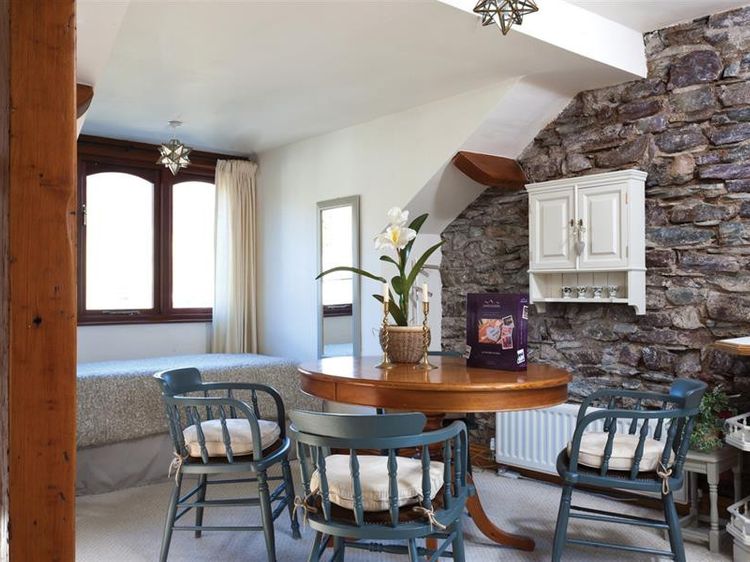 High Raise, listing photograph 7