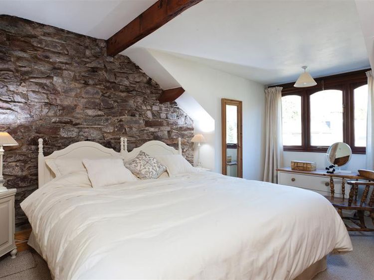 High Raise, listing photograph 8