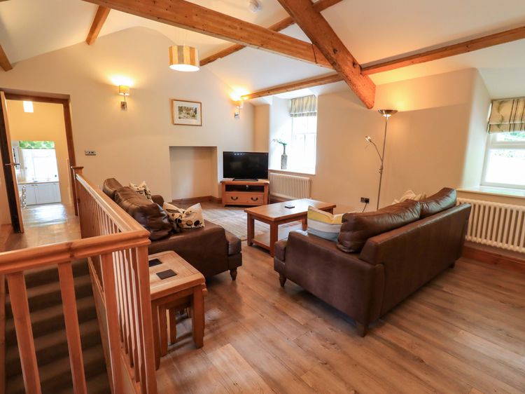 Abbots Reading Cottage, listing photograph 4