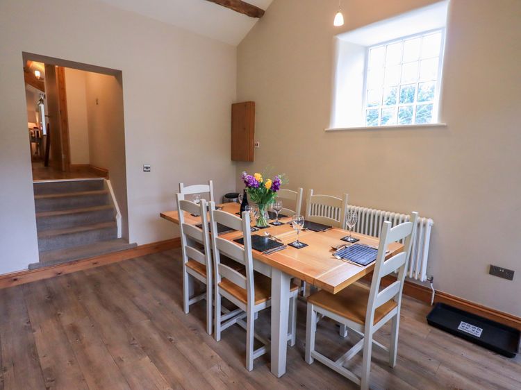 Abbots Reading Cottage, listing photograph 8