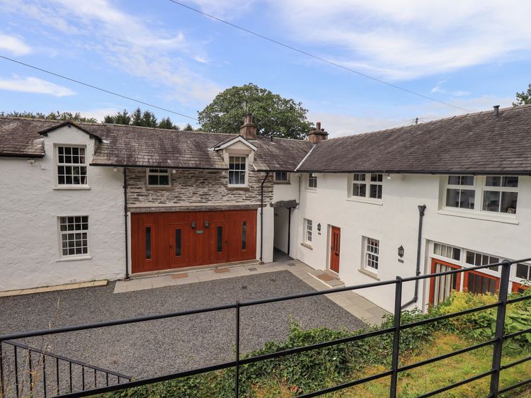 Abbots Reading Cottage, listing photograph 2
