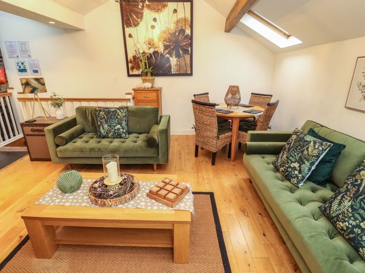 Workshop Cottage, listing photograph 8