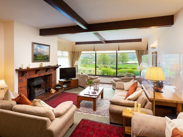 Lakefield House, listing photograph 3