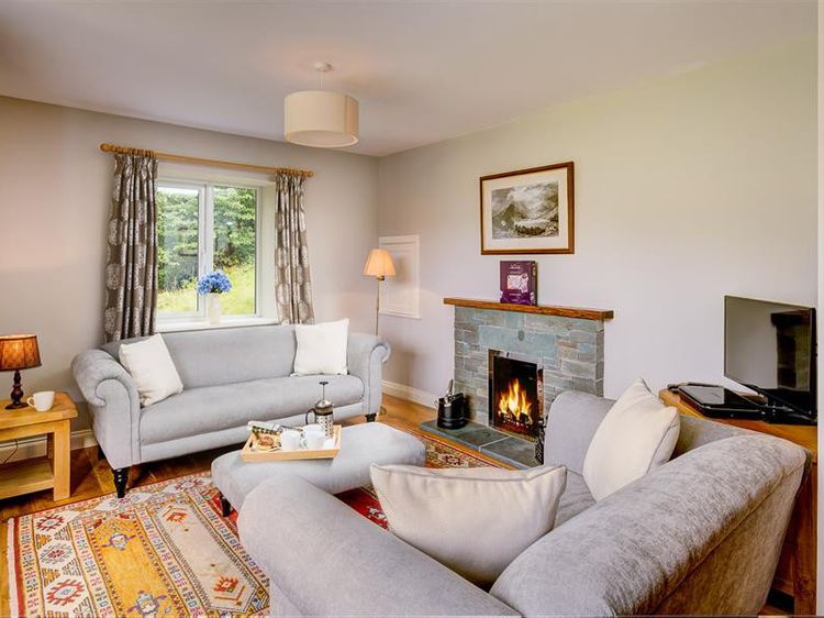 Cherry Garth, listing photograph 2