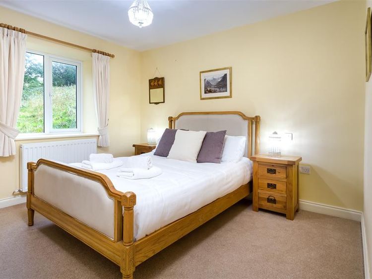 Cherry Garth, listing photograph 12