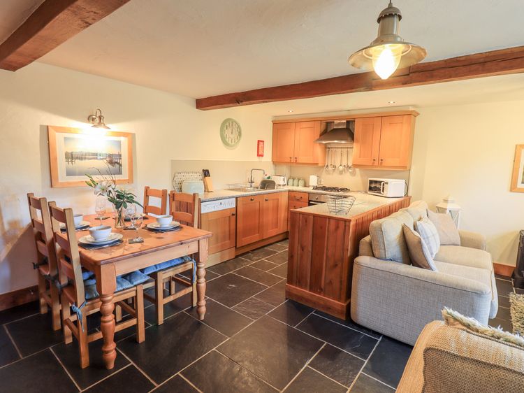 Gowan Cottage, listing photograph 9