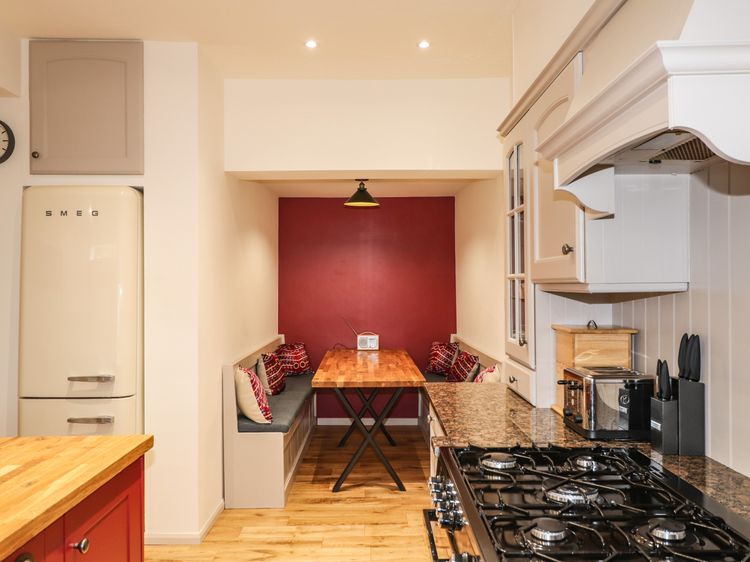 Westwood, listing photograph 8