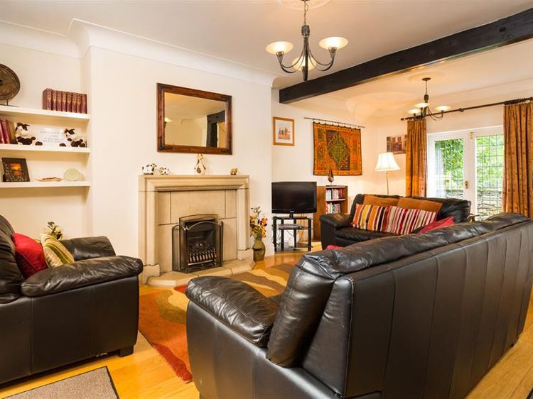 Priory Lodge, listing photograph 2